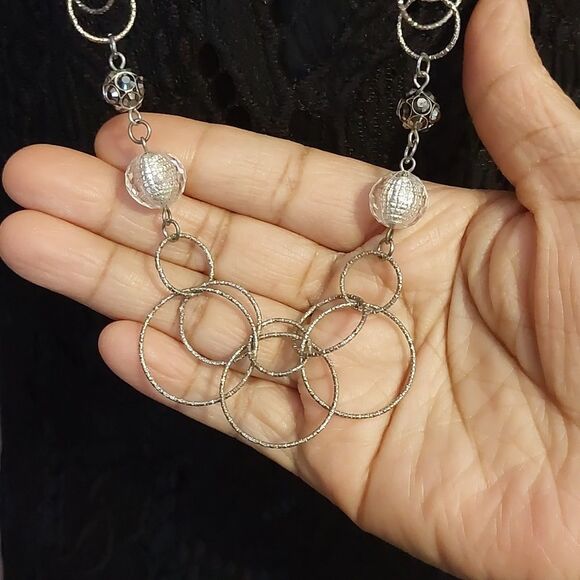 NY Collection Metallic Silver Tone Loops Station Style Statement Long Necklace - Picture 3 of 7